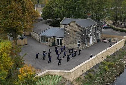Sea Cloud Hall (Lishi Tai Chi and Kung Fu)
